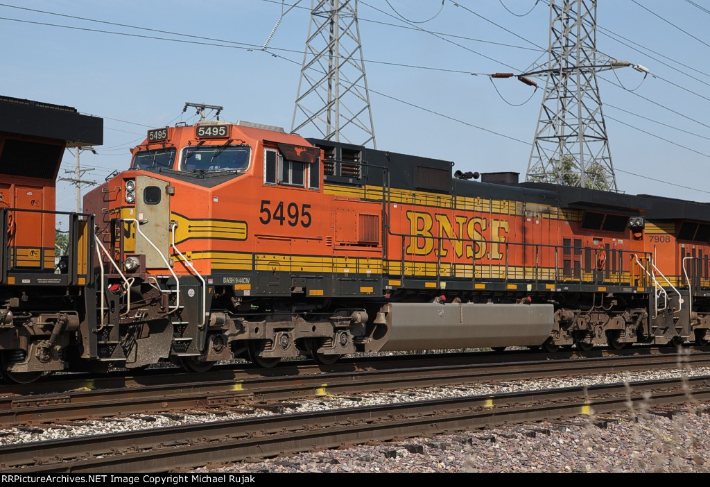 BNSF 5495